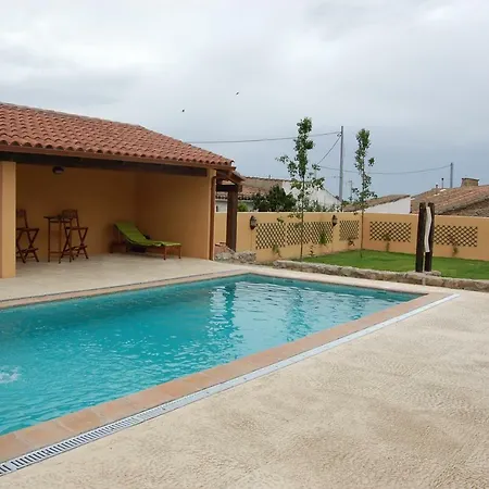 Semesterbostad Casa De Campo Moderna Salamanca